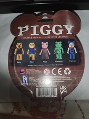 Roblox PIGGY Series 1 CLOWNY 3.5″ Action Figure Includes DLC Items NEW Foxy