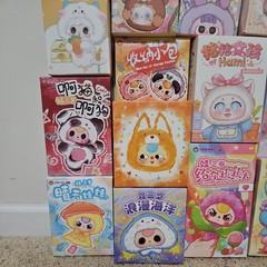 Lot Bundle Of 20 Blind Boxes Set Figurines Vinyl Plush. No Duplicates Authentic