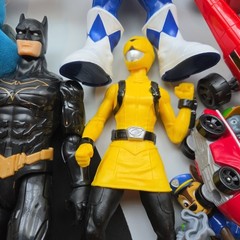 Massive Mixed Lot Of 90+ Toys Action Figures Toy Various Brands And Ages