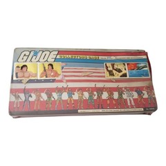 HUGE LOT Vtg G. I. JOE WEAPONS AND ACCESSORIES and other figures accessories
