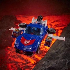 Transformers War for Cybertron Kingdom Deluxe – Select Figure(s)