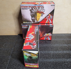 DX9 War in Pocket set of 3 figures – Rager missing leg