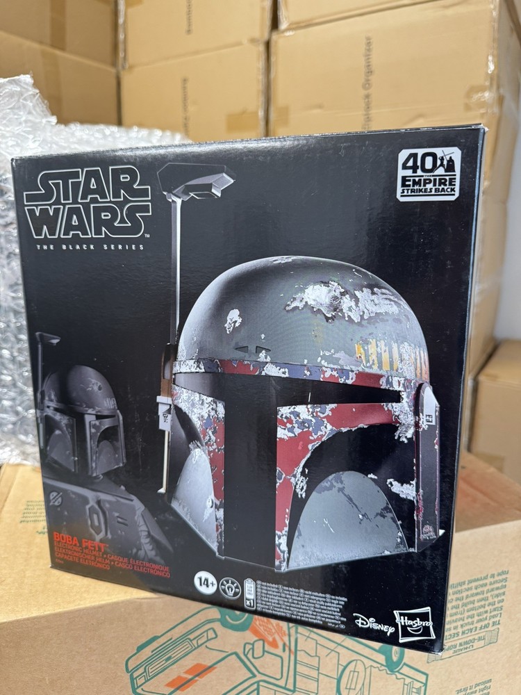 Hasbro Star Wars The Black Series Boba Fett Premium Electronic Helmet New Sealed