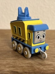 Thomas & Friends Carly Die-cast & Plastic Train Cart Fisher Price Toy-No Crane