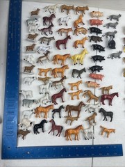 Lot of 105 Various Land Animals Farm Toy Figures Cow Horse Dog Pig Sheep Cat ETC