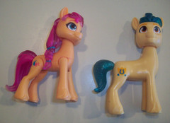 Hasbro My Little Pony New Generation 3″ Hitch Trailblazer & Sunny Starscout