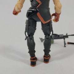Fortnite 6″ Legendary Series SEEKER Fully Articulated Action Figure Accessories