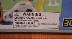 KASKEY KIDS SOCCER GUYS FIGURES TOY PLAYERS REFEREE 2 GOALS WITH CASE USA BRAZIL