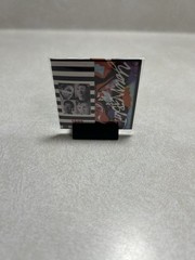 Mini Brands Vinyl 5 Seconds Of Summer Youngblood Common ￼￼