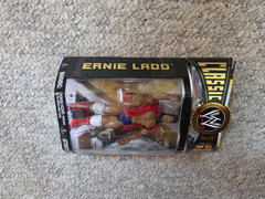 JAKKS Pacific WWE / WWF Classic Superstars ERNIE LADD