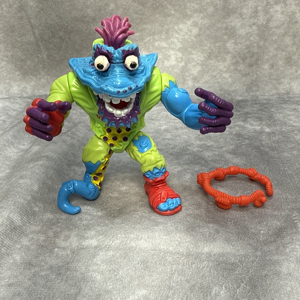 Wyrm Teenage Mutant Ninja Turtles TMNT 1991 Playmates VTG Action Figure & Belt