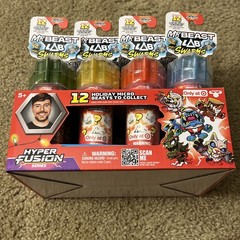 MR BEAST LAB SWARMS HOLIDAY FULL BOX OF 12 TEST TUBES MICRO BEASTS NEW RARE SET!