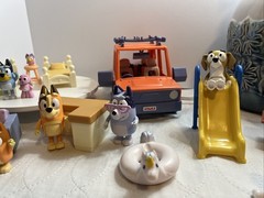 Bluey – Friends & Family Figures, Car, Furniture And Accessories Lot