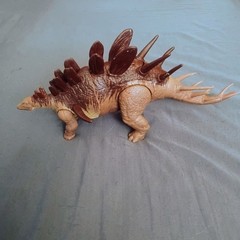 Jurassic World Camp Cretaceous Roar Attack Kentrosaurus