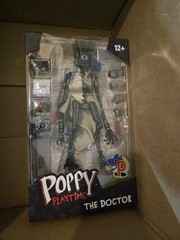 McFarlane Toys – Poppy Playtime The Doctor 7 in Action Figure