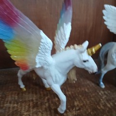 Schleich Bayala Sparkly Unicorn & Pegasus Fantasy Horses Lot Of 5