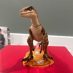 Jurassic World Amber Collection Lost World Velociraptor Complete Loose
