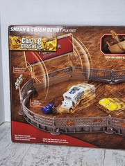 Disney Pixar Cars 3 Crazy 8 Crashers Smash & Crash Derby Playset – RARE – NEW