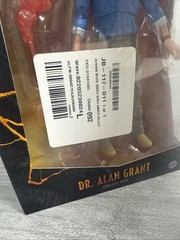Jurassic World Amber Collection Dr. Alan Grant 6 in Action Figure NEW Retired