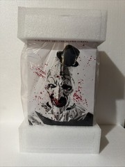Trick or Treat Studios Terrifier Art the Clown 1/6 Scale 12″ Collectible Figure