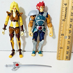 Bandai ThunderCats Lion-O & Cheetara 4″ Action Figures 2011