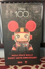 POP MART Mega Space Molly 400% Disney 100th Anniversary Brand New **read*