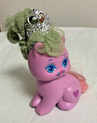 Vintage Little Pretty Kitty Heaven Heart – Mattel Pink Cat w/ Crown – Rare