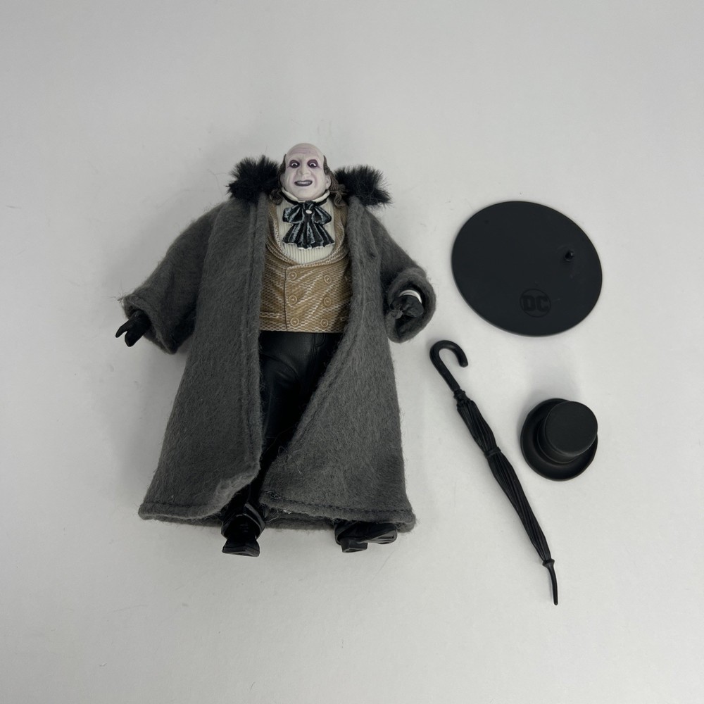 McFarlane DC Multiverse Batman Returns The Penguin Deluxe Theatrical 7″ Figure