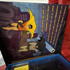 BATMAN CLASSIC TV SERIES UTILITY BELT INCLUDES BATARANG ADULT COLLECTOR