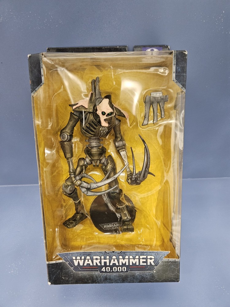Warhammer 40000 40K NECRON FLAYED ONE McFarlane (7 inch) NFO-01