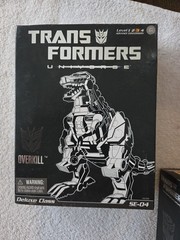 Transformers Overkill Universe Classics Deluxe Class