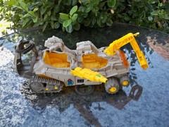 Vintage 1986 Hasbro Inhumanoids Trappeur Vehicle – near complete VERY NICE