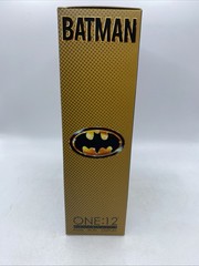 One:12 Collective DC Comics 1989 Michael Keaton Batman Action Figure Mezco Toyz