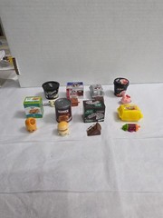 8 Shopkins Real Littles Lot Food Grocery Collectibles EVERYTHING PICTURED Shown