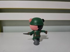Roblox Outpost Solder with knife Piggy Blind Bag Series 1 Mini figure 3″
