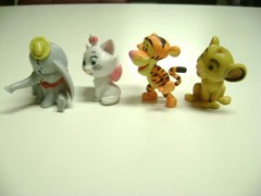 DISNEY PVC Vinyl Figure set of 4, Dumbo, Marie, Tigger, Simba, Toys, Lion King