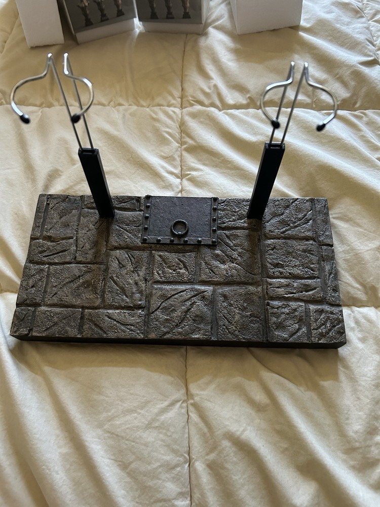 Sideshow No. 6601 Large Dungeon Foam Display For 12” 1:6 Figures. NIB