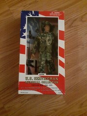 US MARINE SERVICEMAN MEMORIAL COLLECTION VIETNAM WAR 1961-1975 VTG 1996 SEALED