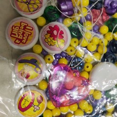 Nickelodeon Rugrats Angelica Vintage Activity Container + Jewelry Craft Beads