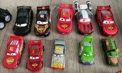 Disney/Pixar Cars Lot 24 Character Toy Vehicles McQueen Die Cast & Plastic