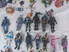 Fortnite Figures Lot Huge. 20 Figures, 60+ Building Tiles, Alot Of Accessories