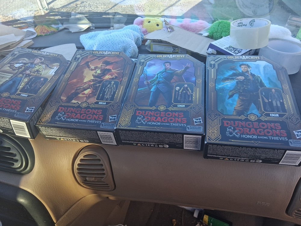 Dungeons & Dragons Golden Archive 6″ Figure Lot 4 – Holga Simon Forge & Edgin