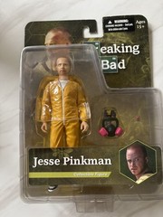 Mezco Toyz Breaking Bad Jesse Pinkman Yellow Hazmat Action Figure New Sealed