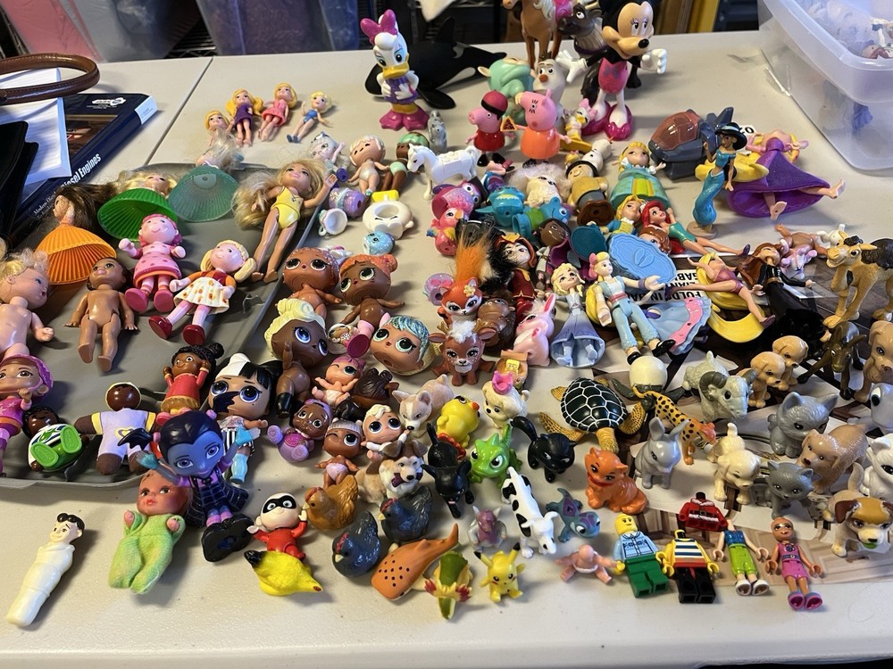 MIXED LOT OF RANDOM FIGURES KIDS GIRLS Disney Miscellaneous Toys