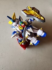 2x SD Gundam Force Superior Defenders CAPTAIN GUNDAM Action Figure & another