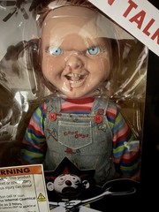 MEZCO MDS MEGA CHILD’S PLAY 2 – CHUCKY TALKING ACTION FIGURE