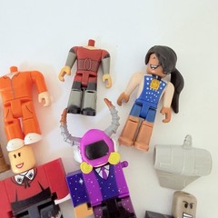 R0BL0X Toys Action Figures Lot Of 10 Figures Police Astronaut Superhero