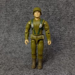 GI JOE G.I.JOE Action Soldier 1994 Commemorative Collection Figure 3.75″ broken