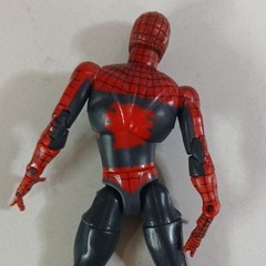 Marvel Spider-Man 6in Red/Black Plastic Action Figure Fully Jointed 2002