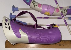 Disney Tangled Rapunzel Quiver Bow & Arrow Set Prop Cosplay Halloween Costume